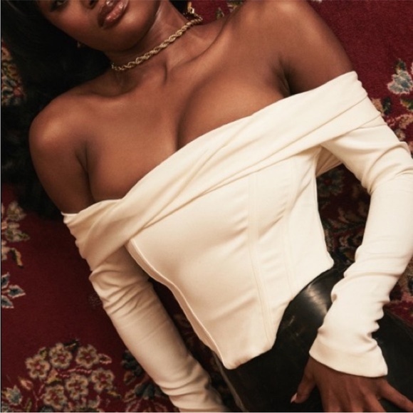 HOUSE OF CB ‘Evita’ White Off the Shoulder Corset Top - Picture 7 of 11